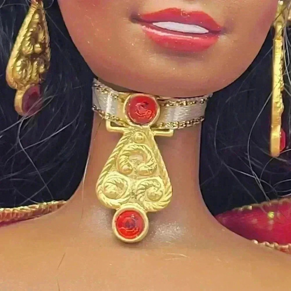 VTG 1987 MATTEL INC. HAPPY HOLLIDAYS BLACK BARBIE DOLL SPECIAL EDITTION RARE - Picture 8 of 16